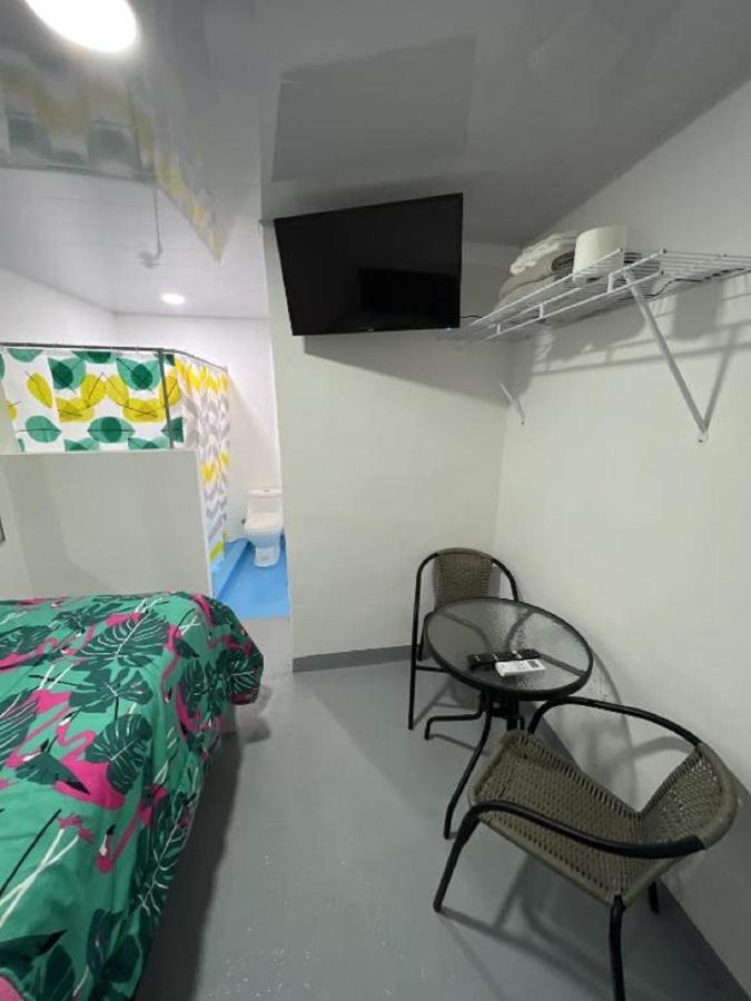 Sunrise Internet Cafe And Hotel ラス・テレナス エクステリア 写真